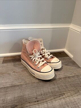 Classic High-Top Platform Sneakers in Soft Pink
